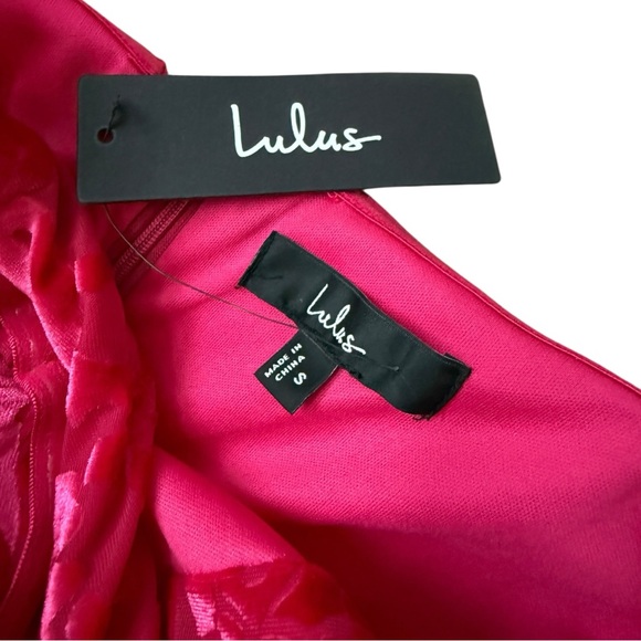 NWT Lulu’s Fabulous Darling Fuchsia Burnout Velvet Strapless Dress Size Small - Picture 4 of 11
